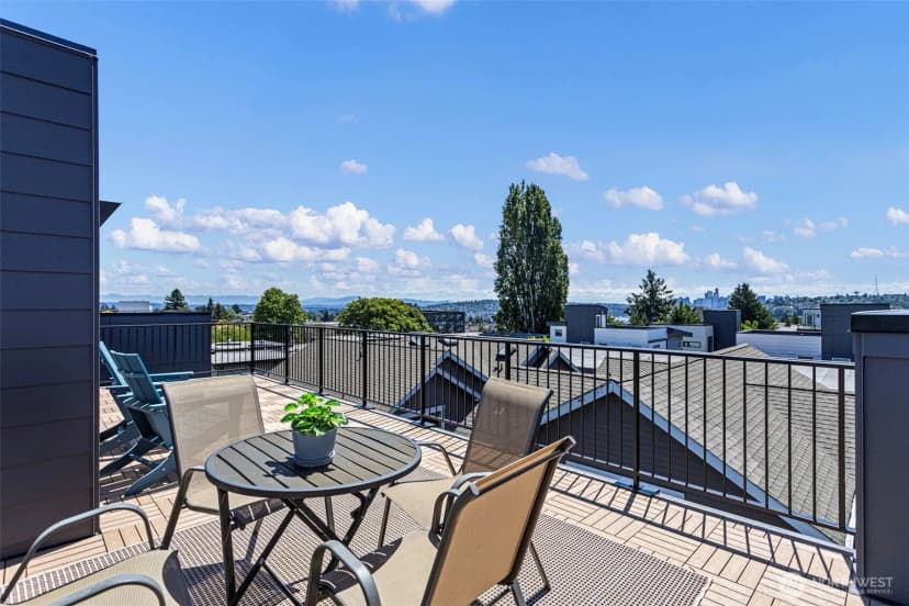 Property photo for 4432 Dayton Avenue N, Seattle photo 38