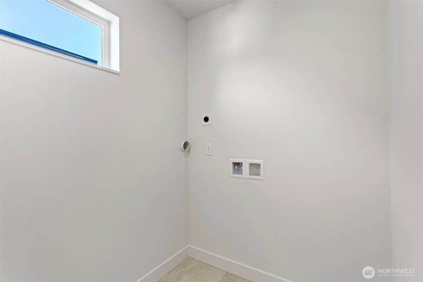 Property photo for 4432 Dayton Avenue N, Seattle photo 36