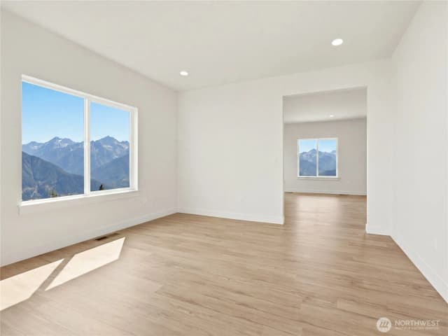 Property photo for 1923 N Mineral Place, East Wenatchee photo 4