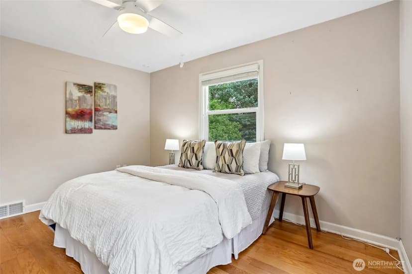 Property photo for 9417 44th Place Ne, Seattle photo 17