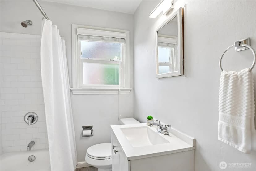 Property photo for 9417 44th Place Ne, Seattle photo 19