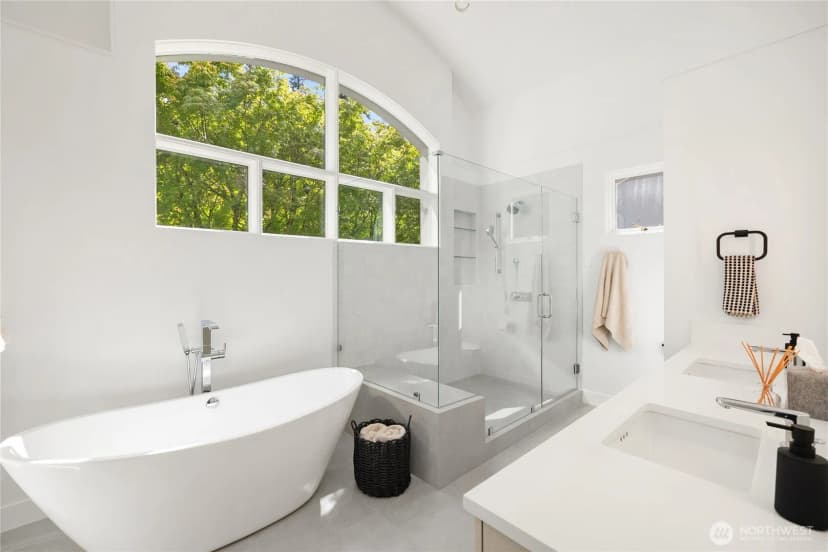 Property photo for 7733 Hansen Road Ne, Bainbridge Island photo 24