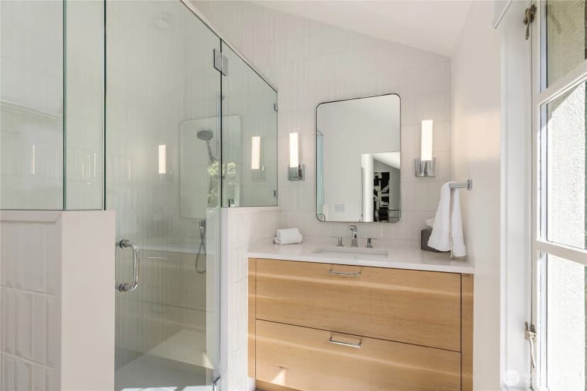 Property photo for 7733 Hansen Road Ne, Bainbridge Island photo 27