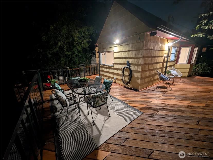 Property photo for 2623 39th Avenue Sw, Seattle photo 37