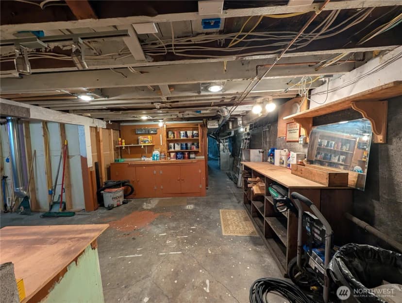 Property photo for 2623 39th Avenue Sw, Seattle photo 30