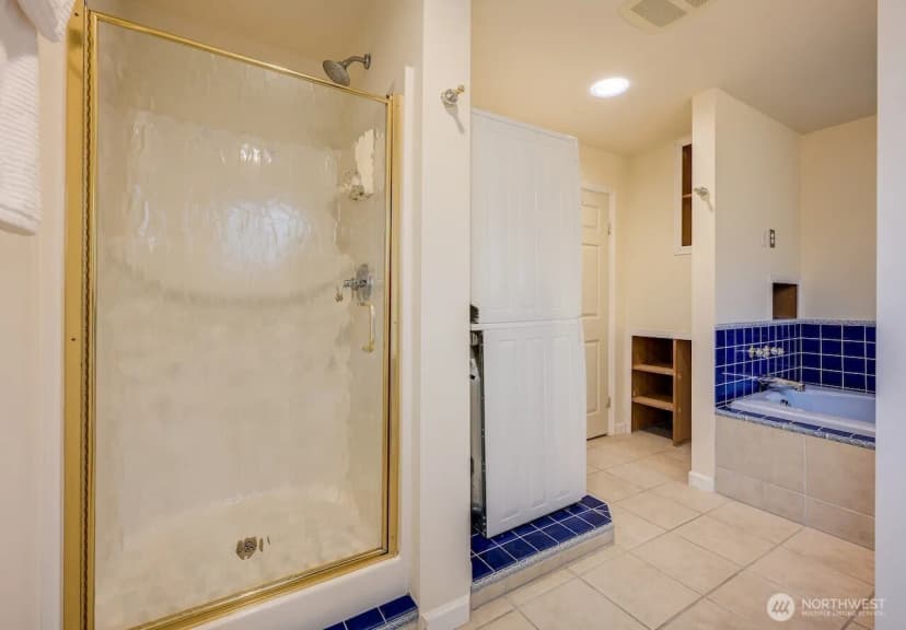 Property photo for 2623 39th Avenue Sw, Seattle photo 16