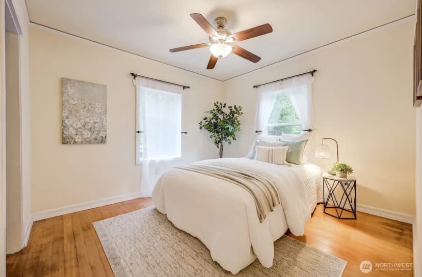 Property photo for 2623 39th Avenue Sw, Seattle photo 10