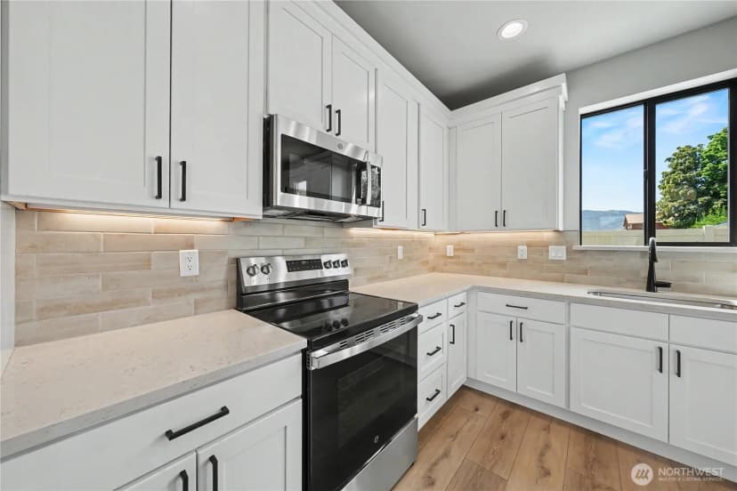 Property photo for 562 S Oasis Loop, East Wenatchee photo 15