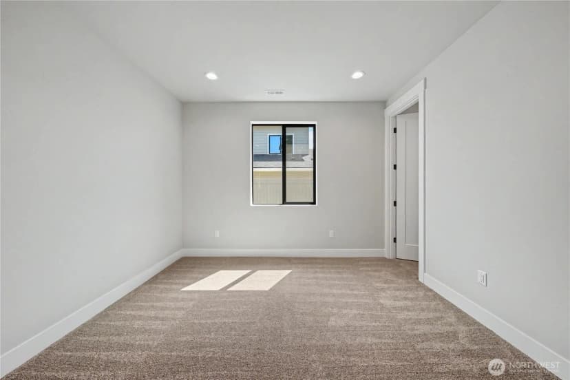 Property photo for 562 S Oasis Loop, East Wenatchee photo 20