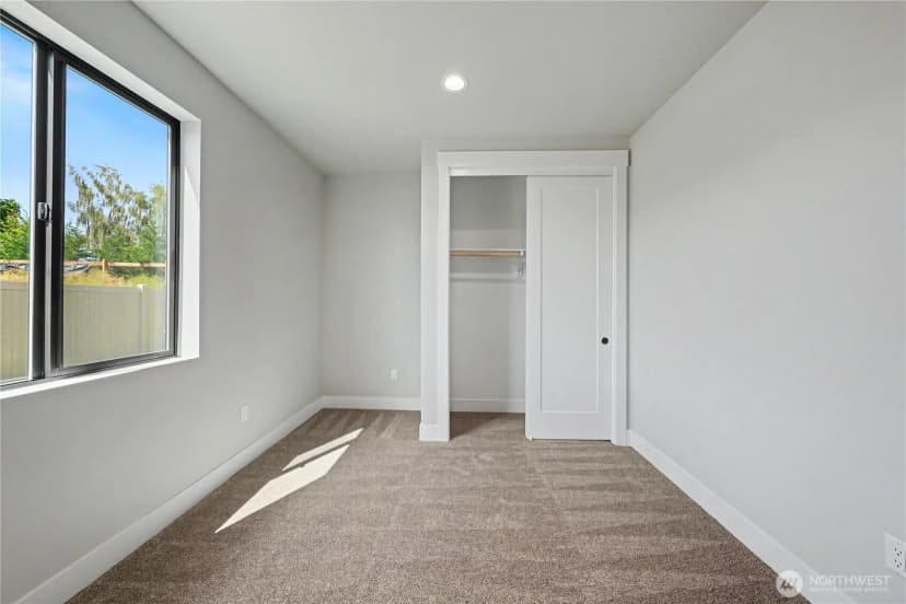 Property photo for 562 S Oasis Loop, East Wenatchee photo 28