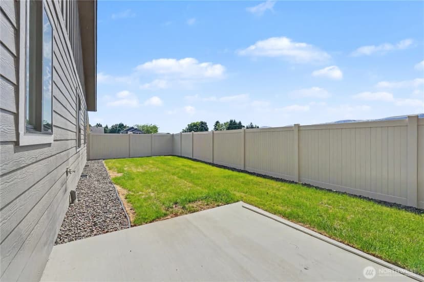 Property photo for 562 S Oasis Loop, East Wenatchee photo 35