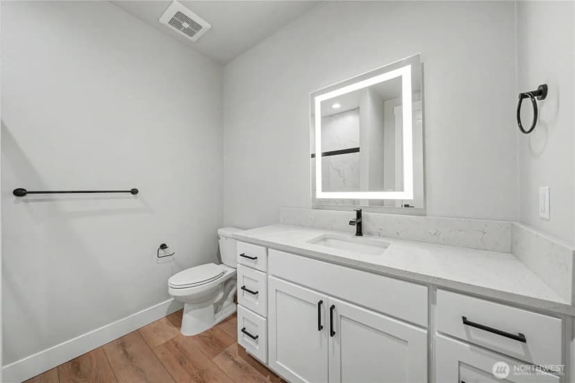 Property photo for 562 S Oasis Loop, East Wenatchee photo 22