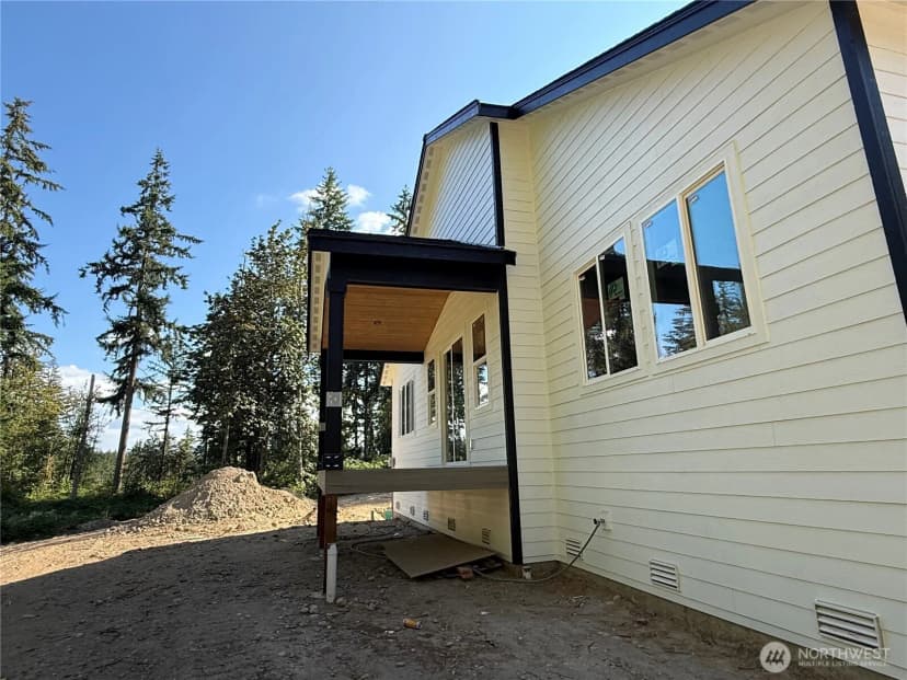 Property photo for 15114 295th Street E, Kapowsin photo 4