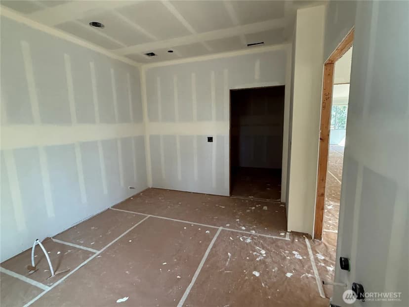 Property photo for 15114 295th Street E, Kapowsin photo 11
