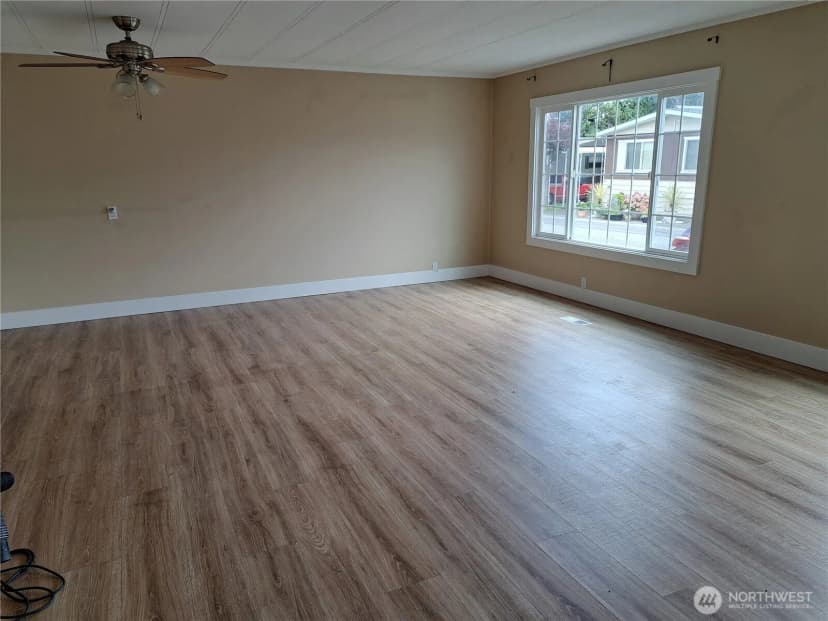Property photo for 225 Ne Ernst #97, Oak Harbor photo 4