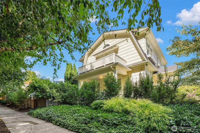 Property photo for 1803 36th Avenue, Seattle photo 33