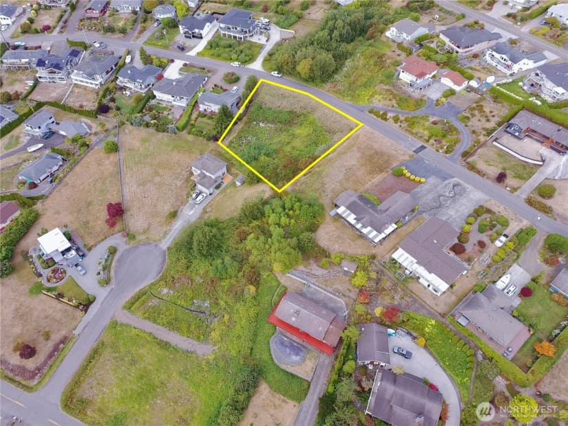 Property photo for 38063 Fawn Road Ne, Hansville photo 24