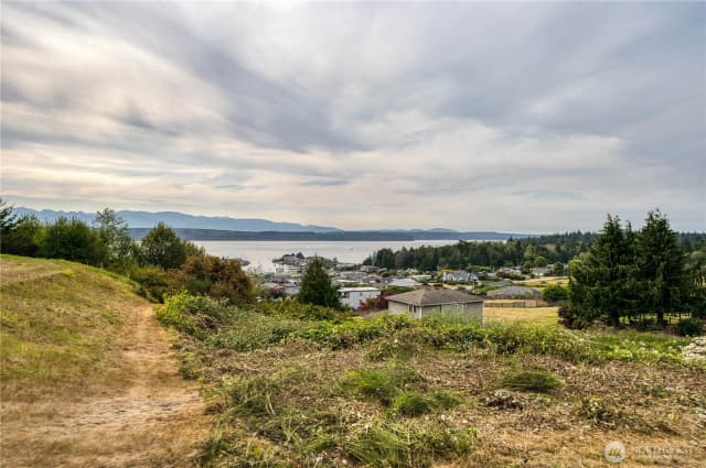 Property photo for 38063 Fawn Road Ne, Hansville photo 5