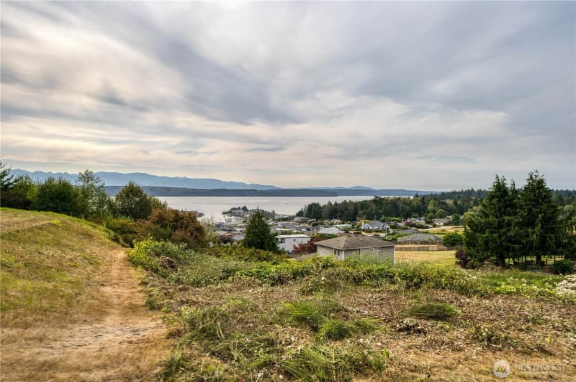 Property photo for 38063 Fawn Road Ne, Hansville photo 5