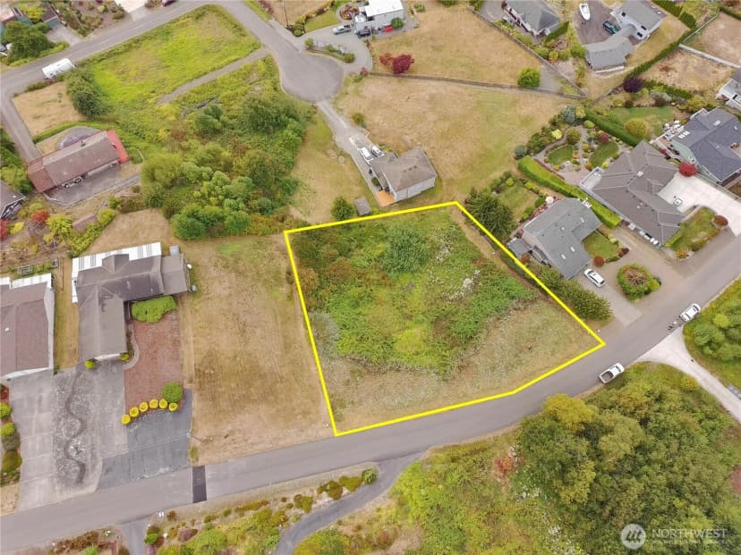 Property photo for 38063 Fawn Road Ne, Hansville photo 18