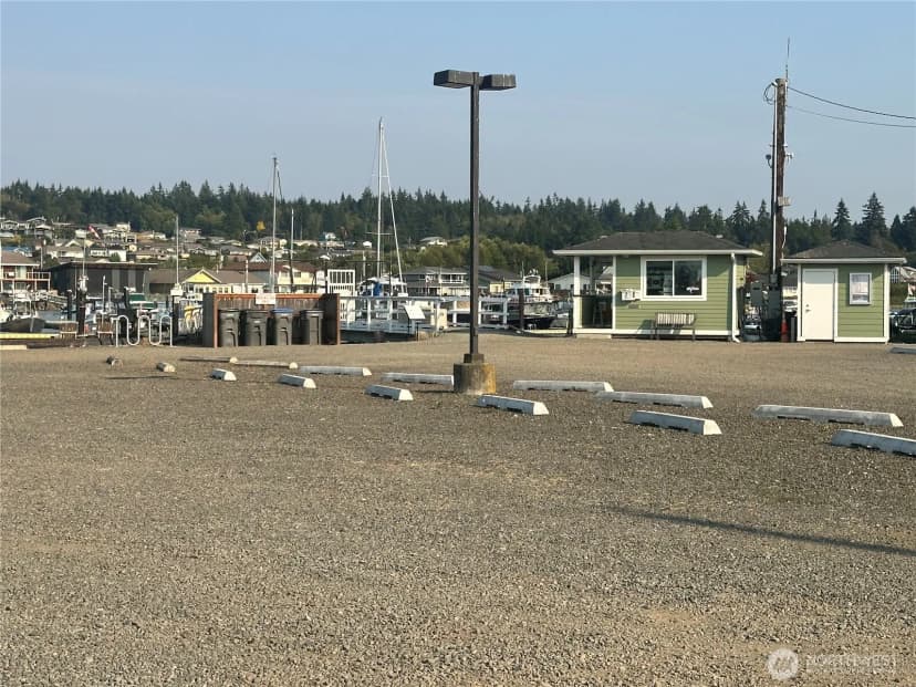Property photo for 38063 Fawn Road Ne, Hansville photo 27