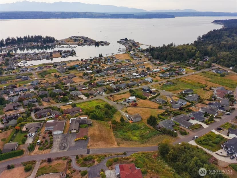 Property photo for 38063 Fawn Road Ne, Hansville photo 16