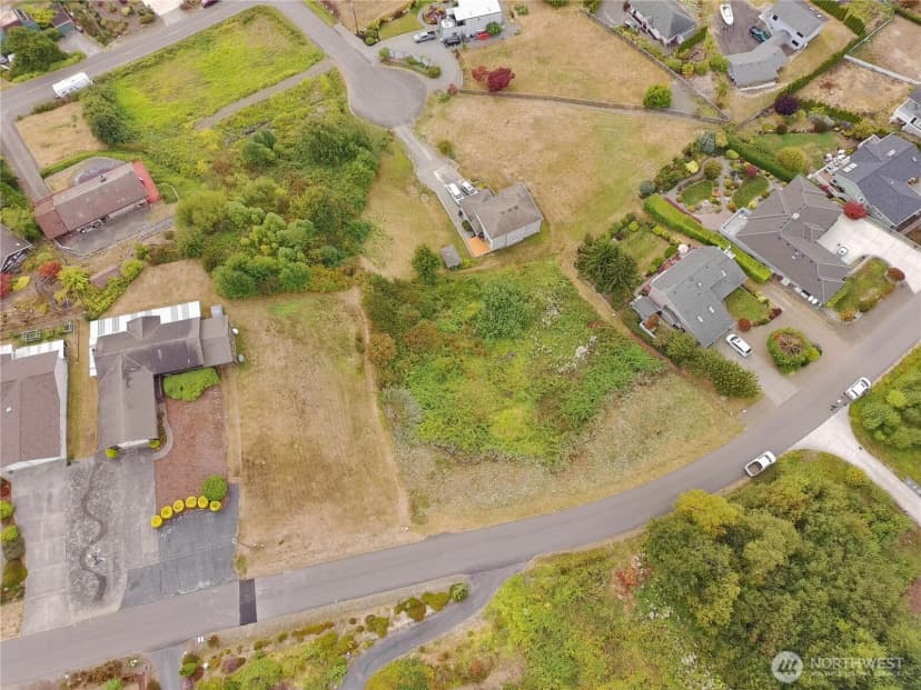 Property photo for 38063 Fawn Road Ne, Hansville photo 19