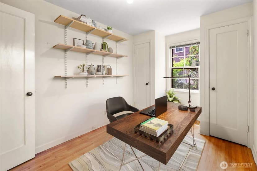 Property photo for 4311 Greenwood Avenue N, Seattle photo 15