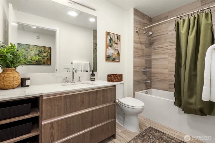 Property photo for 800 Columbia Street #2305, Seattle photo 16
