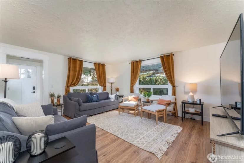 Property photo for 507 E Wapato Avenue, Chelan photo 3