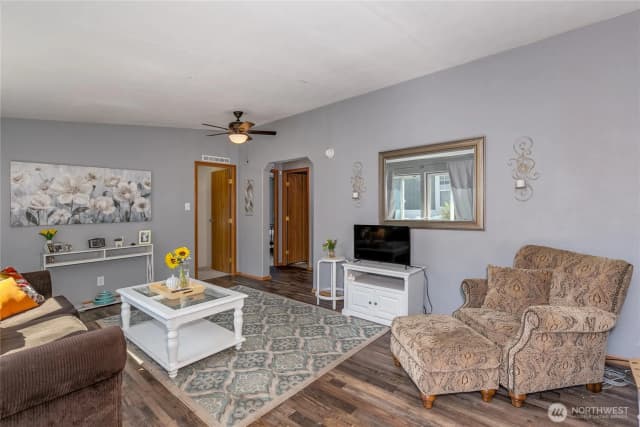 Property photo for 20227 80th Ave Ne #68, Arlington photo 5