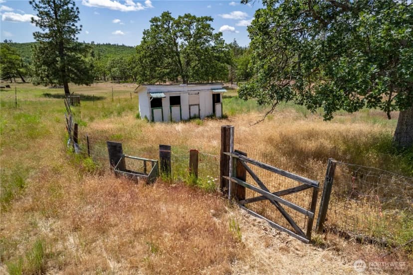 Property photo for 566 Woodlane Road, Goldendale photo 26
