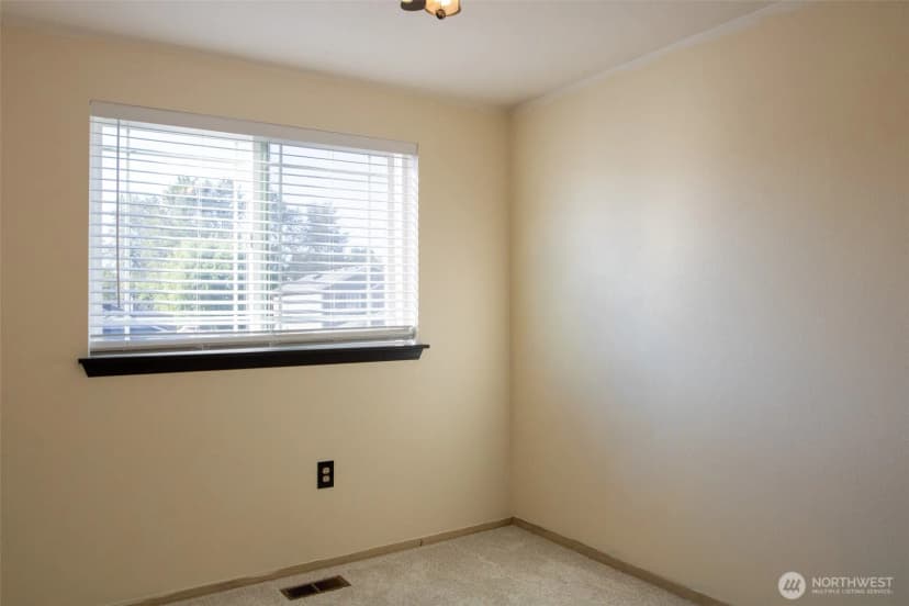 Property photo for 1416 352nd Court, Federal Way photo 26