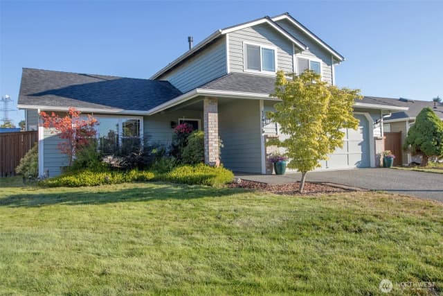 Property photo for 1416 352nd Court, Federal Way photo 2
