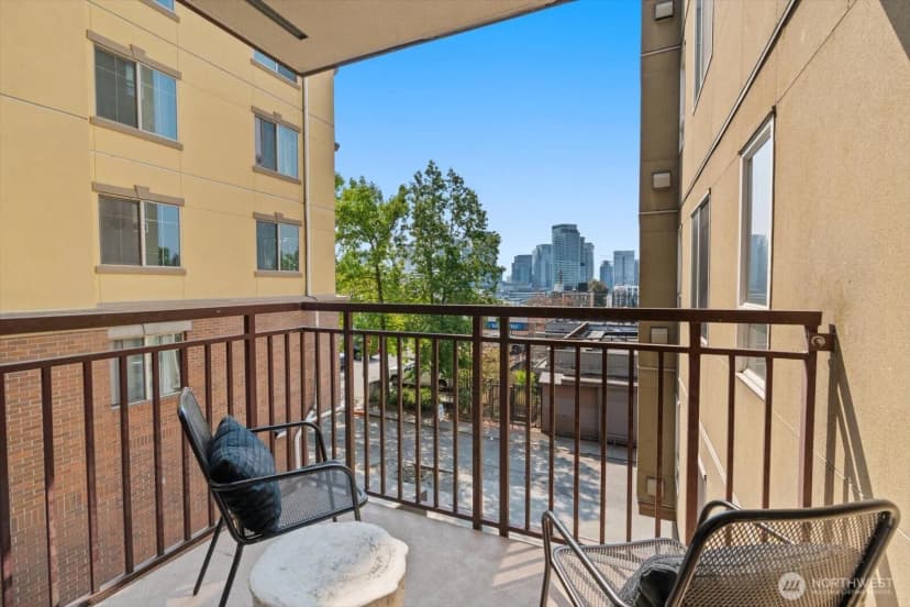 Property photo for 1711 E Olive Way #217, Seattle photo 17