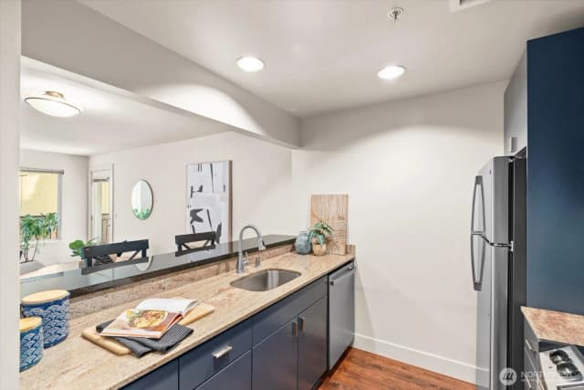 Property photo for 1711 E Olive Way #217, Seattle photo 4
