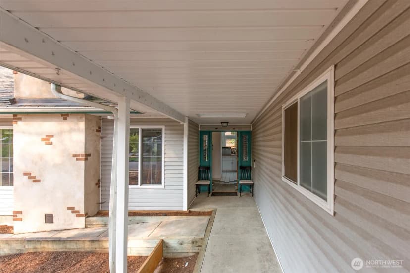 Property photo for 120 Sunland Drive, Sequim photo 2