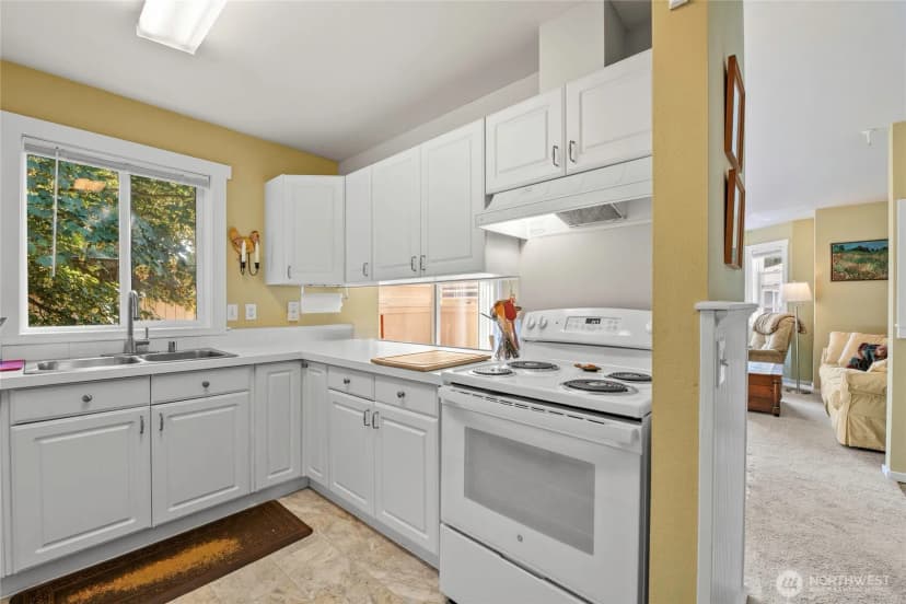 Property photo for 3356 Northwest Avenue #202, Bellingham photo 9