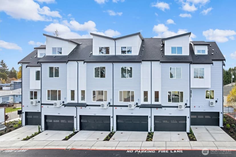 Property photo for 1419 Sw 111th Lane, Seattle