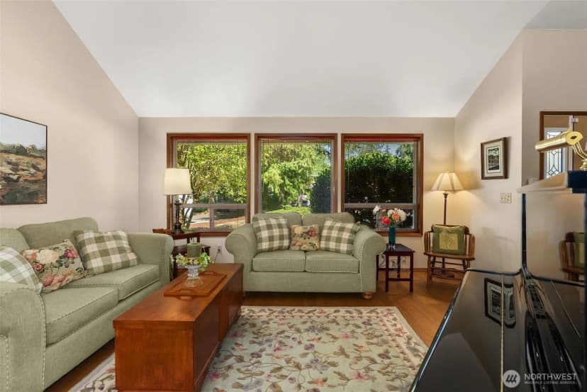 Property photo for 6615 Sierra Court Se, Lacey photo 5