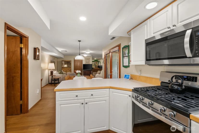 Property photo for 6615 Sierra Court Se, Lacey photo 8