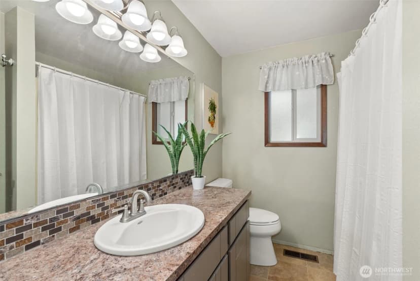 Property photo for 6615 Sierra Court Se, Lacey photo 24