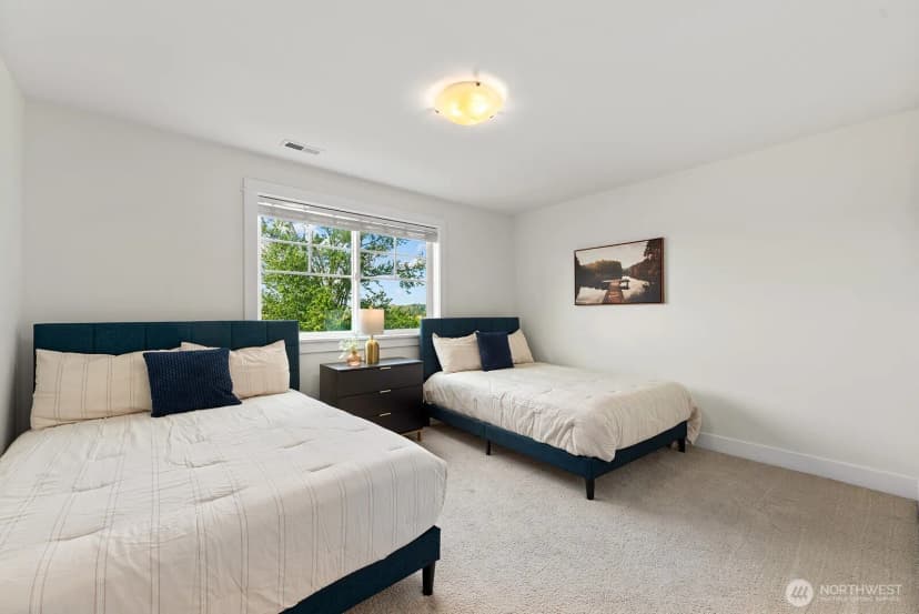 Property photo for 6555 51st Avenue S, Seattle photo 24