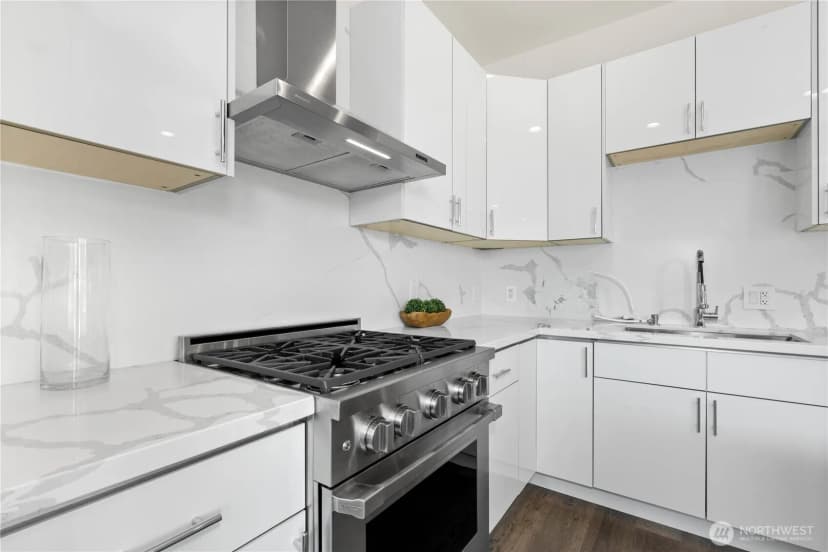 Property photo for 2216 E Fir Street, Seattle photo 19