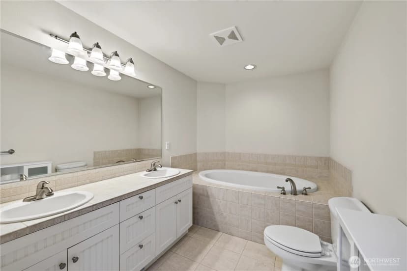 Property photo for 2618 Washington Boulevard, Anacortes photo 20