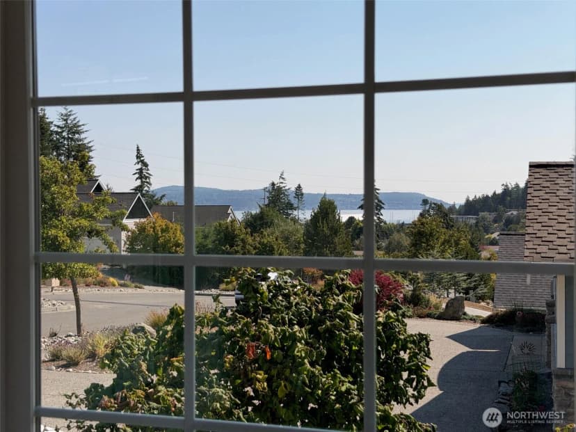Property photo for 2618 Washington Boulevard, Anacortes photo 39