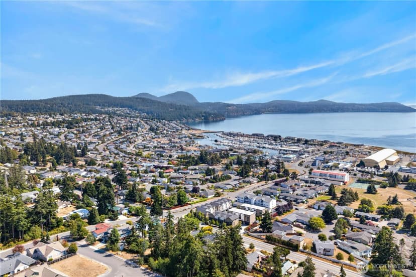 Property photo for 2618 Washington Boulevard, Anacortes photo 37