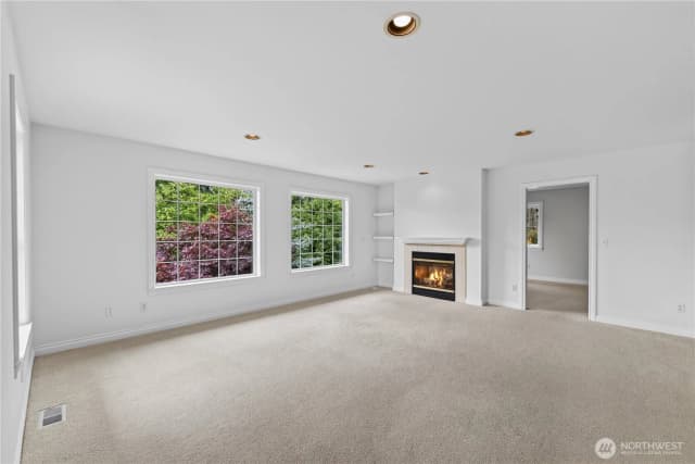 Property photo for 2618 Washington Boulevard, Anacortes photo 4