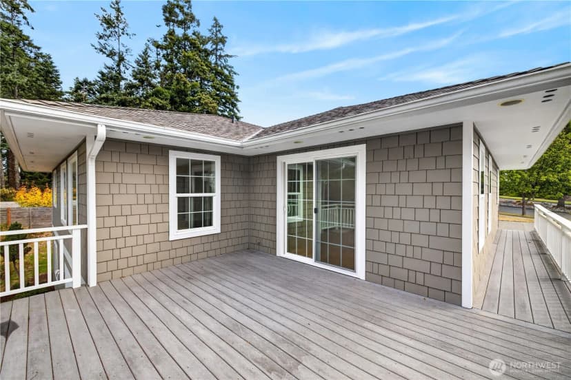 Property photo for 2618 Washington Boulevard, Anacortes photo 31