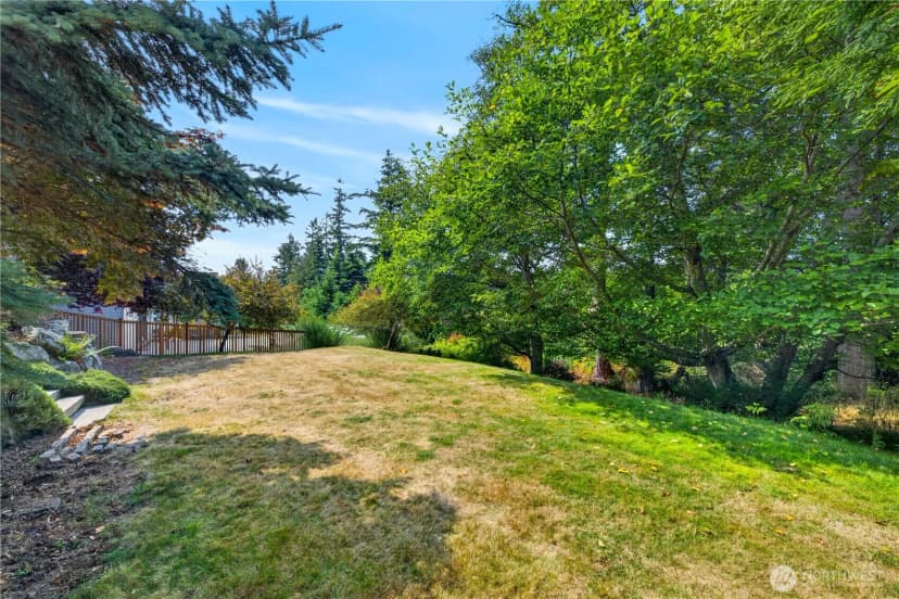 Property photo for 2618 Washington Boulevard, Anacortes photo 34